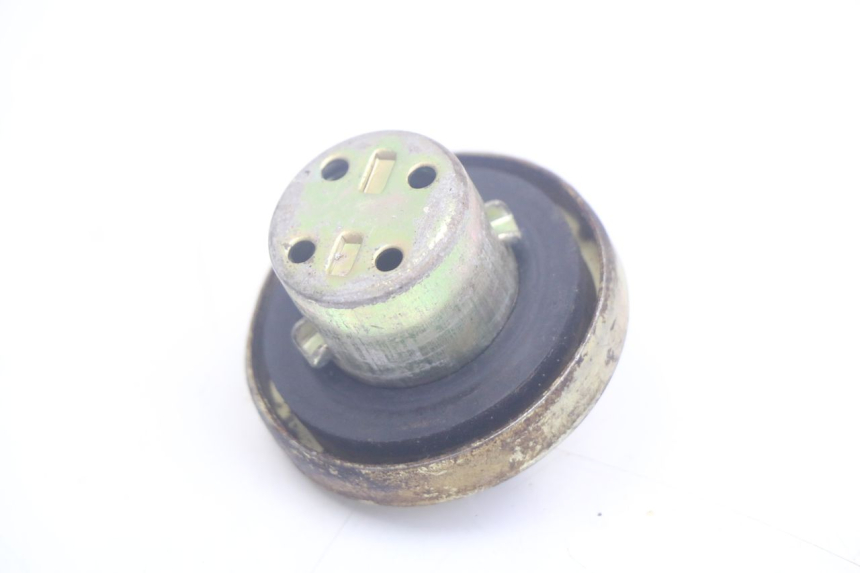 photo de KOREK ZBIORNIKA PALIWA BAOTIAN FRESH 50 (2004 - 2012) - Szczegół części