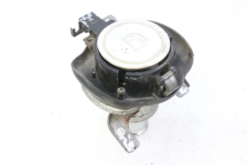 photo de KOREK ZBIORNIKA PALIWA KYMCO GRAND DINK 125 (2002 - 2007) - Widok główny