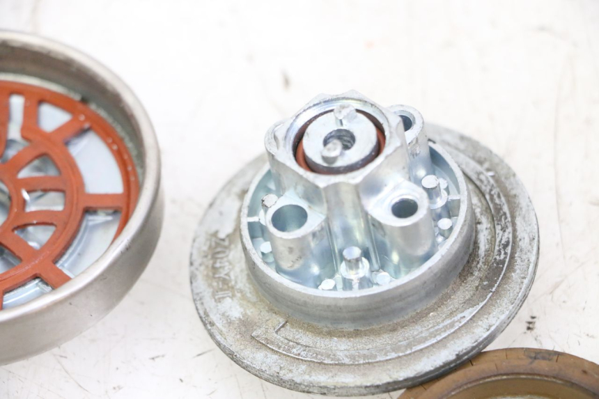 photo de KOREK ZBIORNIKA PALIWA KEEWAY K-LIGHT KLIGHT 125 (2018 - 2025) - Punkty mocowania