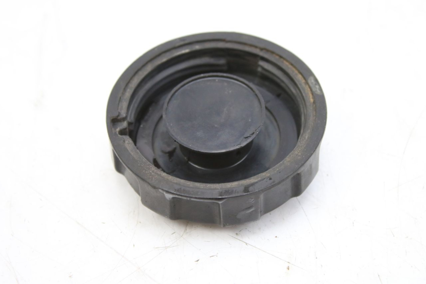 photo de KOREK ZBIORNIKA PALIWA PEUGEOT KISBEE 4T 50 (2010 - 2017) - Zbliżenie techniczne