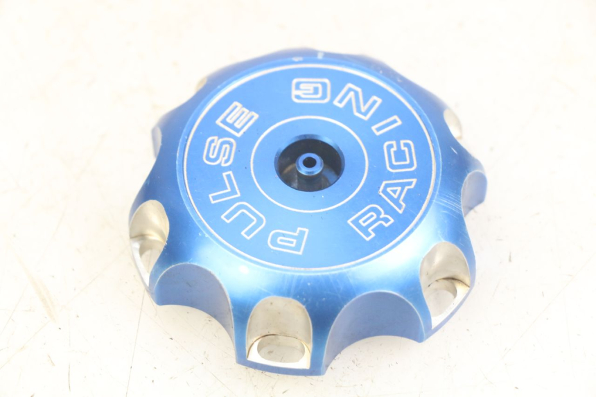 photo de KOREK ZBIORNIKA PALIWA KAWASAKI KX 85 (2001 - 2013) - Widok główny