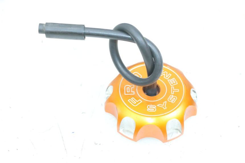 photo de KOREK ZBIORNIKA PALIWA KAWASAKI KXF KX-F 250 (2017 - 2019) - Widok główny