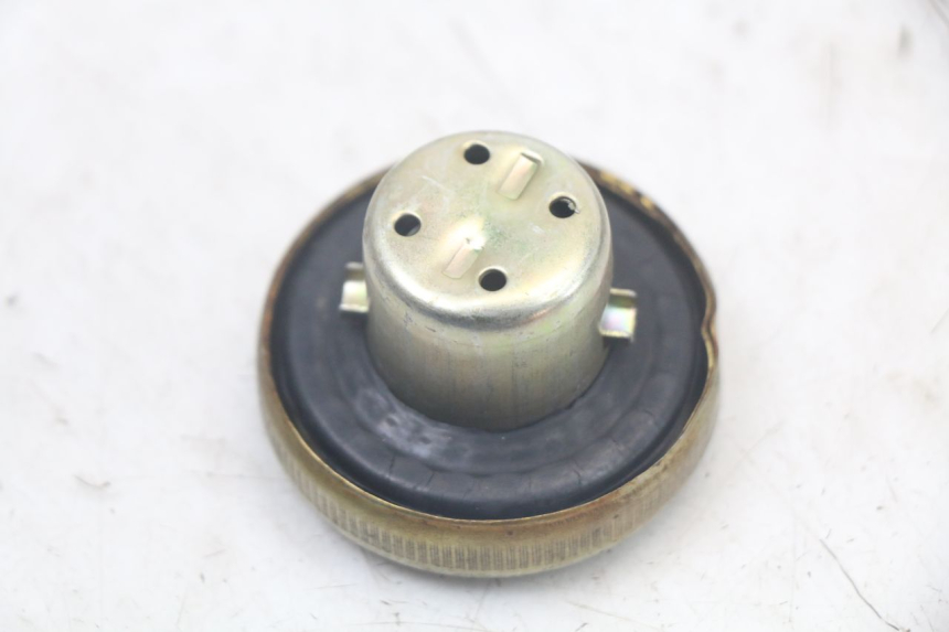 photo de KOREK ZBIORNIKA PALIWA KYMCO LIKE 125 (2009 - 2016) - Zoom stanu zużycia