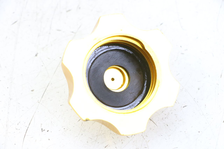 photo de KOREK ZBIORNIKA PALIWA LONCIN DIRT BIKE 125 - Zoom stanu zużycia