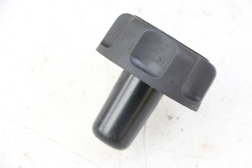 photo de KOREK ZBIORNIKA PALIWA MBK OVETTO ONE 2T 50 (2013 - 2017) - Widok główny