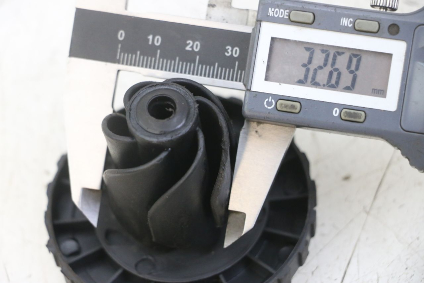 photo de KOREK ZBIORNIKA PALIWA MBK X-LIMIT XLIMIT 50 (2007 - 2012) - Szczegół części