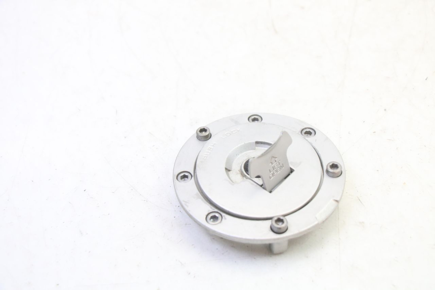 photo de KOREK ZBIORNIKA PALIWA HONDA NTV DEAUVILLE 650 (2001 - 2006) - Widok główny