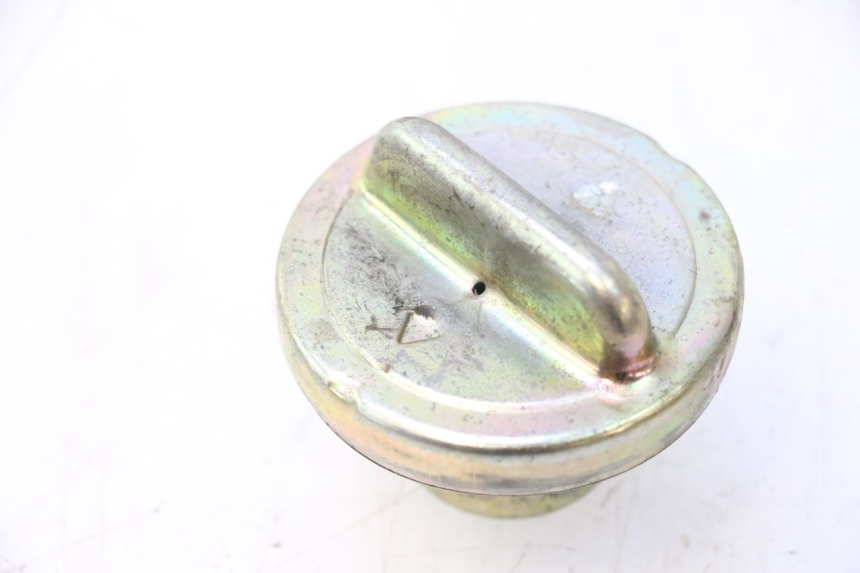 photo de KOREK ZBIORNIKA PALIWA JM MOTORS OLDIES 4T 50 (2010 - 2020) - Zoom stanu zużycia