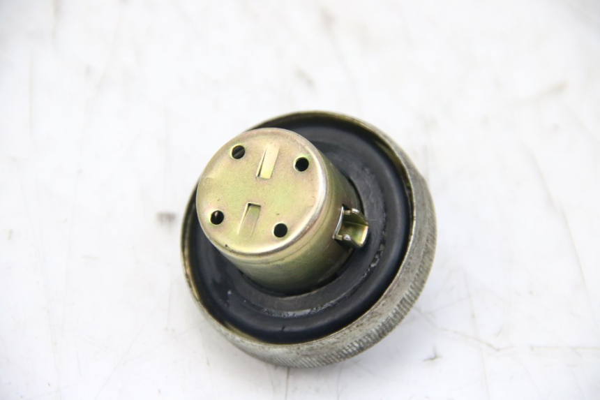 photo de KOREK ZBIORNIKA PALIWA HONDA PES PS I 125 (2006 - 2012) - Szczegół części