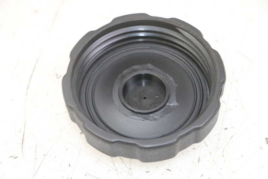 photo de KOREK ZBIORNIKA PALIWA PEUGEOT LUDIX ONE 50 (2005 - 2008) - Szczegół części