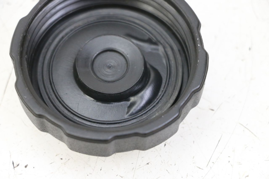 photo de KOREK ZBIORNIKA PALIWA PEUGEOT TREKKER TKR 50 (2005 - 2014) - Szczegół części