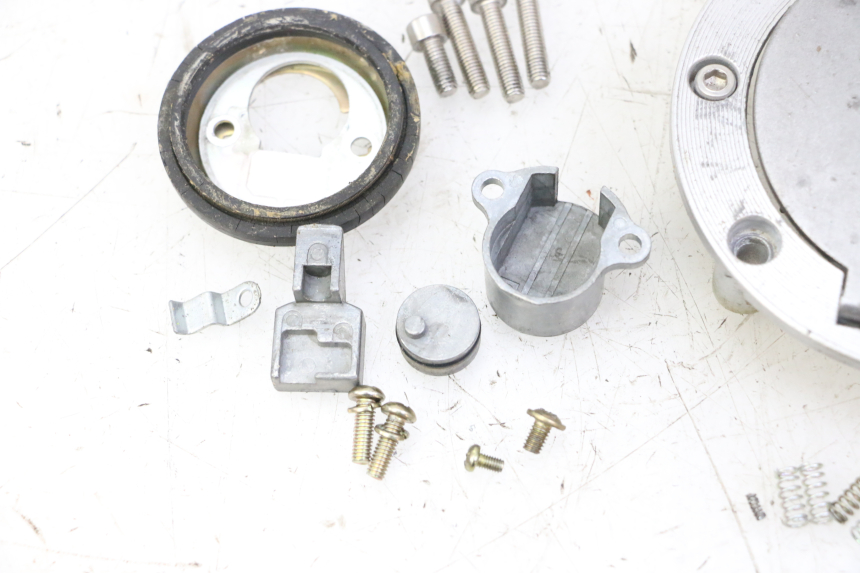 photo de KOREK ZBIORNIKA PALIWA MAG POWER R-STREET 50 (2016 - 2025) - Szczegół części