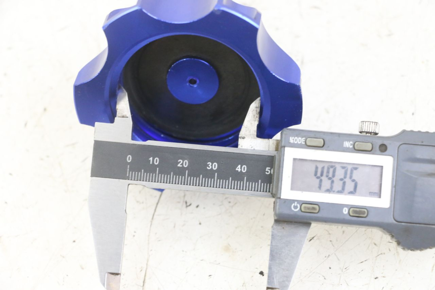 photo de KOREK ZBIORNIKA PALIWA APOLLO RFZ 125 - Szczegół części