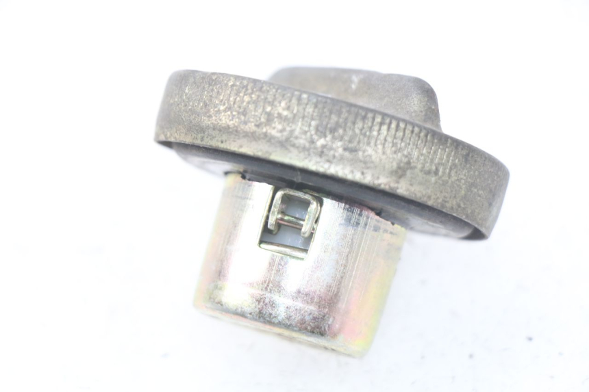 photo de KOREK ZBIORNIKA PALIWA HONDA SCV LEAD 100 (2003 - 2007) - Widok główny