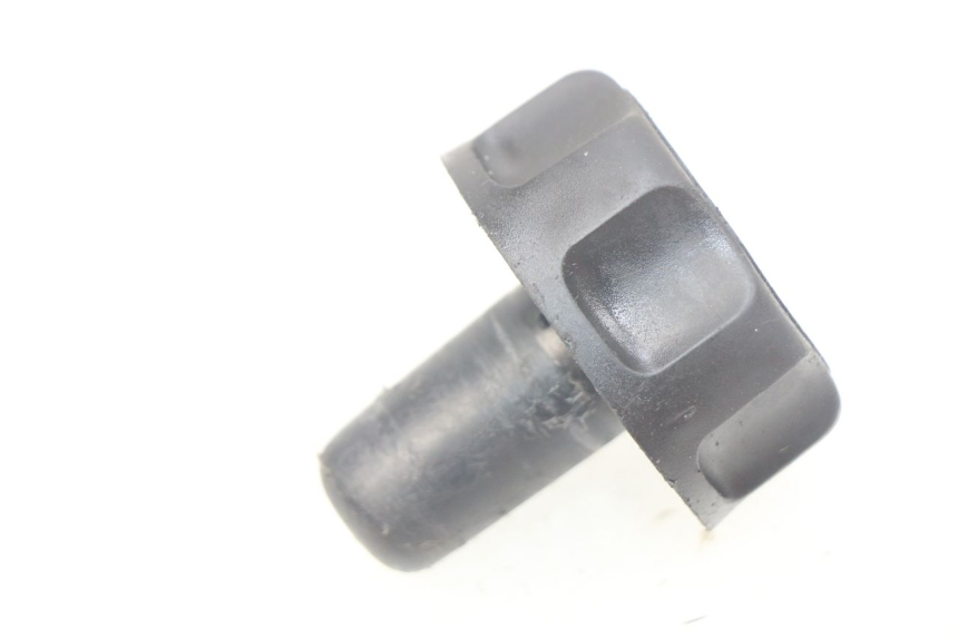 photo de KOREK ZBIORNIKA PALIWA YAMAHA SLIDER NAKED 50 (2004 - 2018) - Widok główny