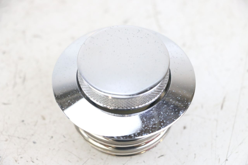 photo de KOREK ZBIORNIKA PALIWA HARLEY DAVIDSON SPORTSTER XL CUSTOM 1200 (2003 - 2004) - Punkty mocowania