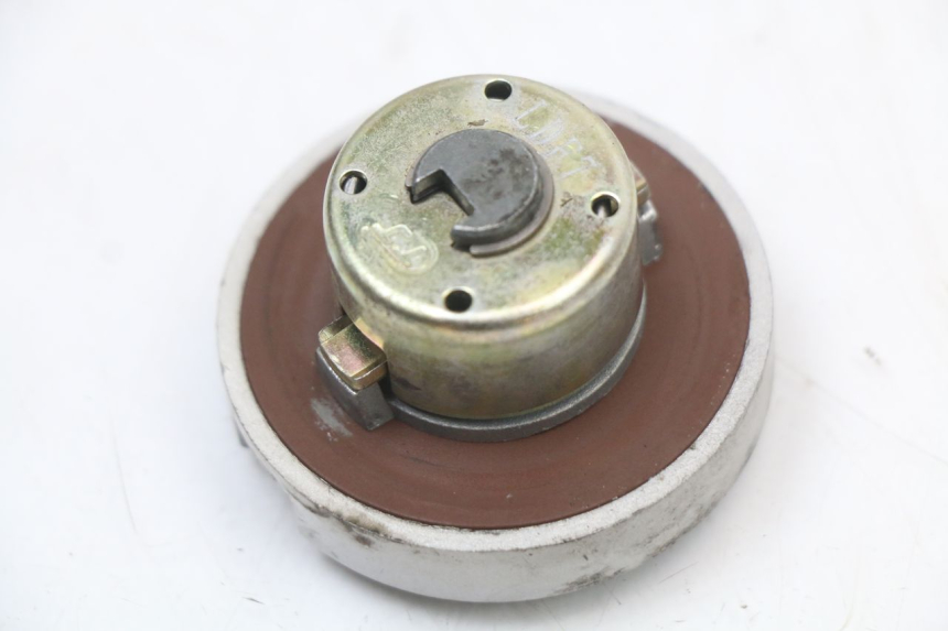 photo de KOREK ZBIORNIKA PALIWA KYMCO SUPER 8 4T 50 (2021 - 2024) - Zbliżenie techniczne