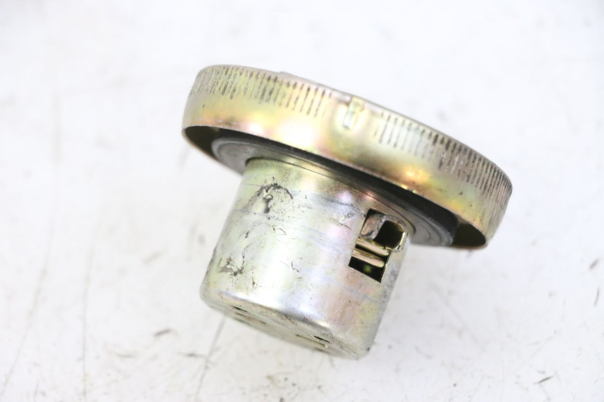 photo de KOREK ZBIORNIKA PALIWA PEUGEOT TWEET 4T 50 (2018 - 2022) - Widok główny