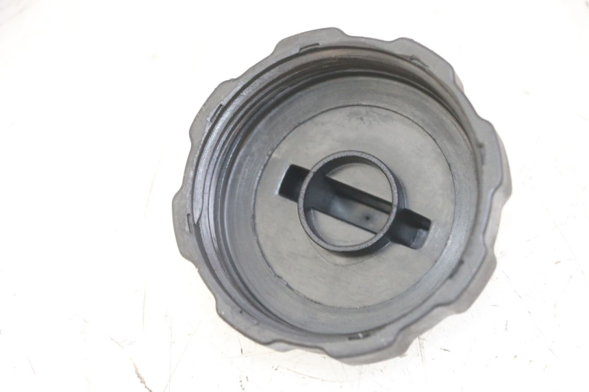 photo de KOREK ZBIORNIKA PALIWA PEUGEOT VIVACITY NEW 4T 50 (2008 - 2017) - Szczegół części