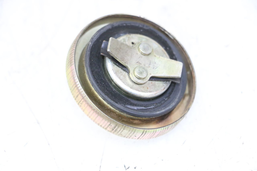 photo de KOREK ZBIORNIKA PALIWA MBK WAAP 125 (2008 - 2013) - Zoom stanu zużycia