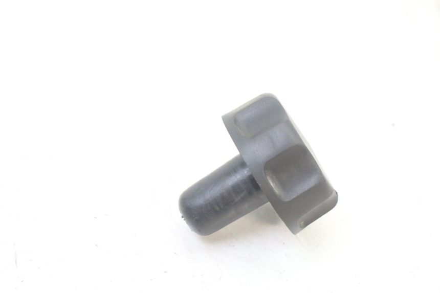 photo de KOREK ZBIORNIKA PALIWA YAMAHA WHY 50 (1998 - 2000) - Widok główny