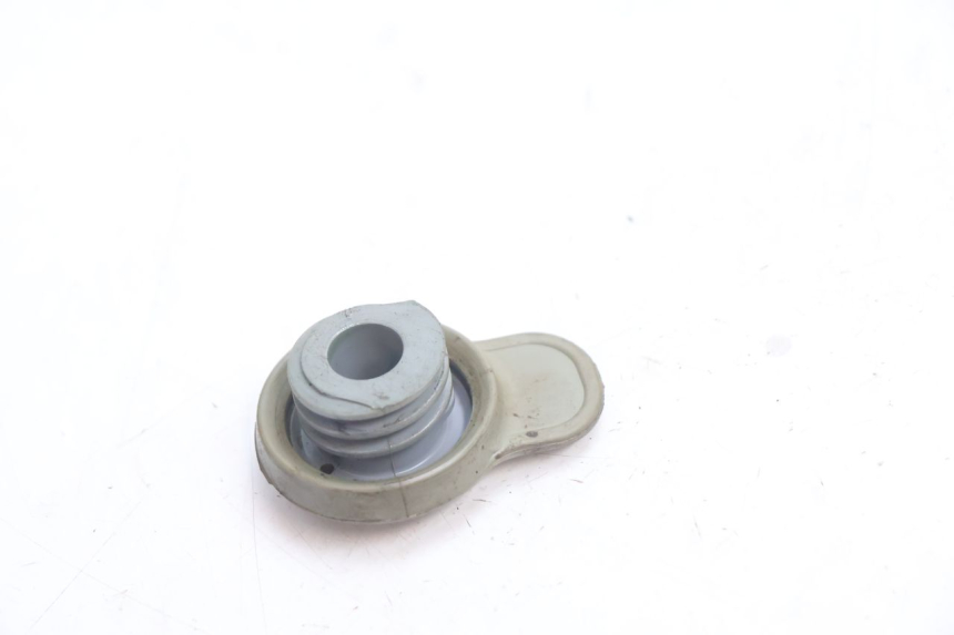 photo de KOREK ZBIORNIKA OLEJU MBK BOOSTER SPIRIT 50 (1996 - 1999) - Zoom stanu zużycia