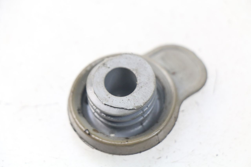 photo de KOREK ZBIORNIKA OLEJU MBK BOOSTER SPIRIT NAKED 50 (2004 - 2017) - Szczegół części