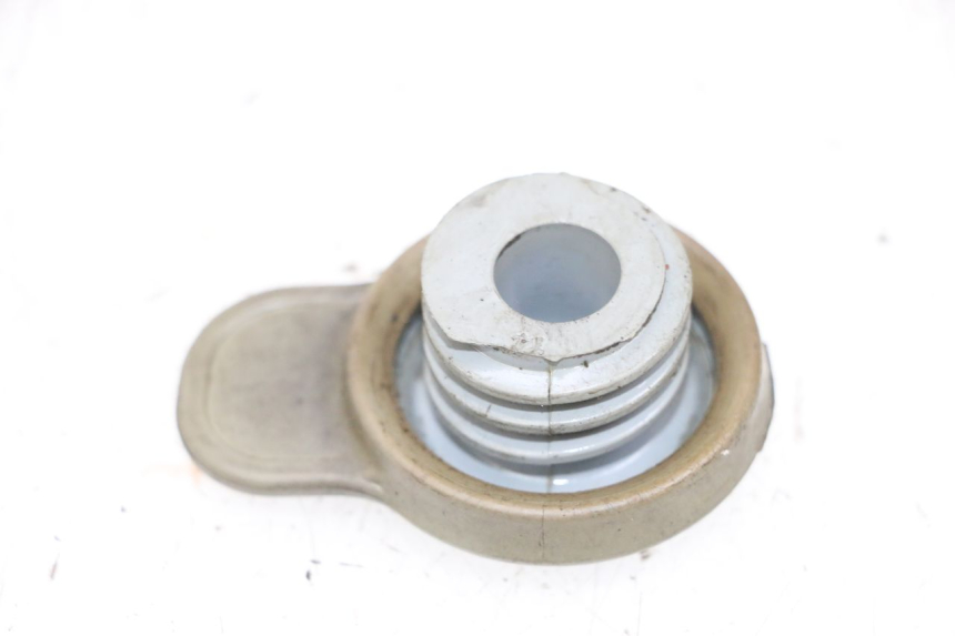 photo de KOREK ZBIORNIKA OLEJU MBK BOOSTER SPIRIT NAKED 50 (2004 - 2017) - Szczegół części