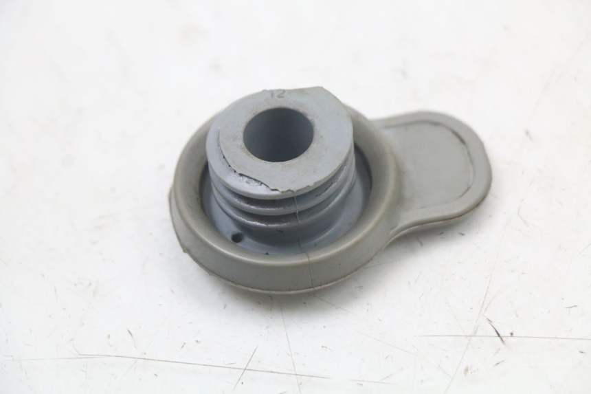 photo de KOREK ZBIORNIKA OLEJU YAMAHA NEO'S NEOS 2T 50 (2007 - 2017) - Zoom stanu zużycia