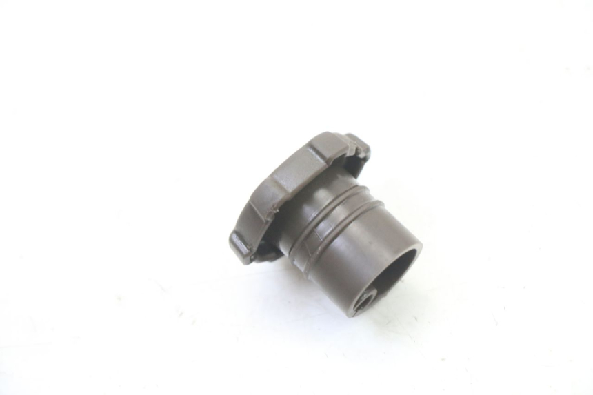 photo de KOREK ZBIORNIKA OLEJU PIAGGIO NRG POWER PUREJET 50 (2018 - 2021) - Szczegół części