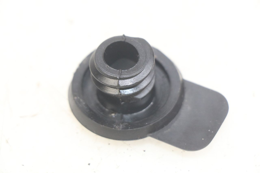 photo de KOREK ZBIORNIKA OLEJU RIDE RACE 2T 50 (2012 - 2017) - Zoom stanu zużycia