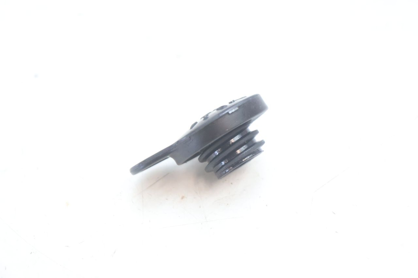 photo de KOREK ZBIORNIKA OLEJU YAMAHA SLIDER 50 (1999 - 2004) - Szczegół części