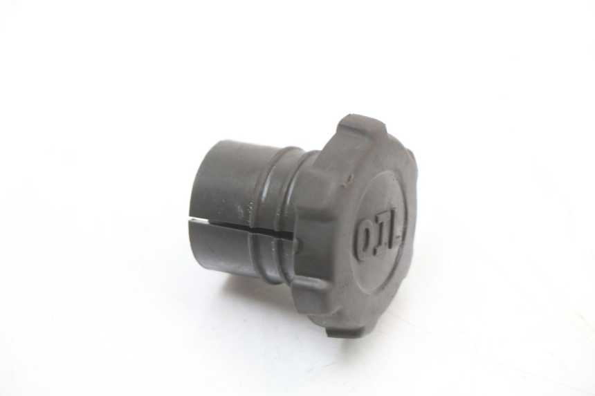 photo de KOREK ZBIORNIKA OLEJU PIAGGIO VESPA S 2T 50 (2007 - 2014) - Zoom stanu zużycia