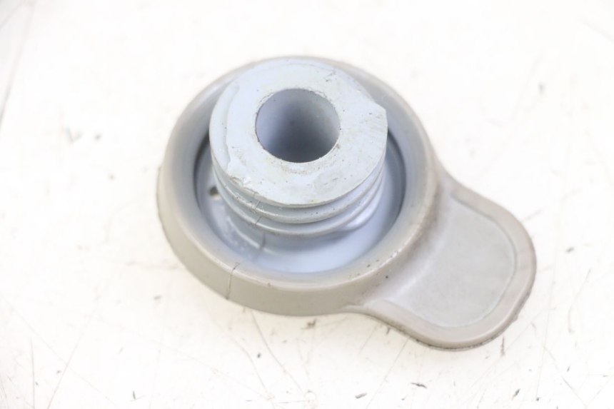 photo de KOREK ZBIORNIKA OLEJU YAMAHA NEO'S NEOS 2T EASY 50 (2013 - 2016) - Szczegół części