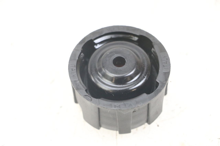 photo de KOREK ZBIORNIKA WYRÓWNAWCZEGO YAMAHA AEROX 2T 50 (2013 - 2017) - Szczegół części