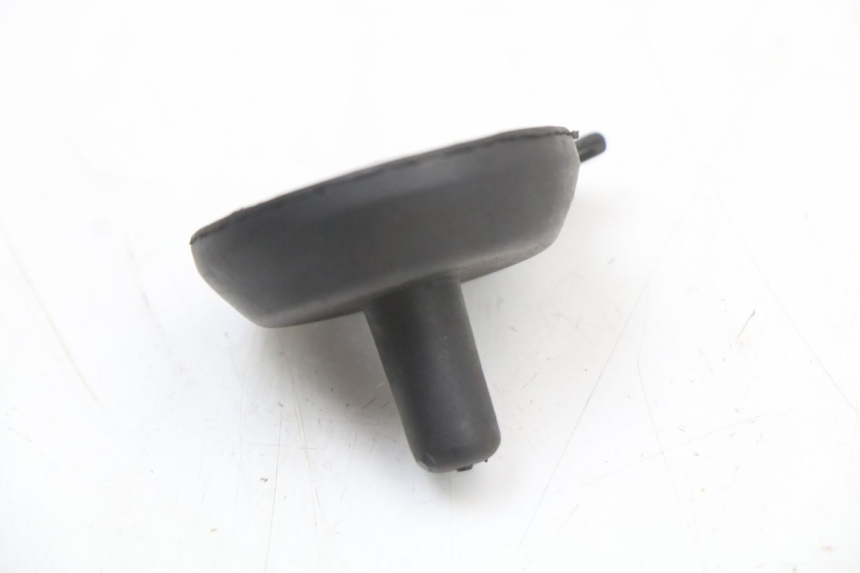 photo de KOREK ZBIORNIKA WYRÓWNAWCZEGO BMW C1 125 (2000 - 2003) - Szczegół części