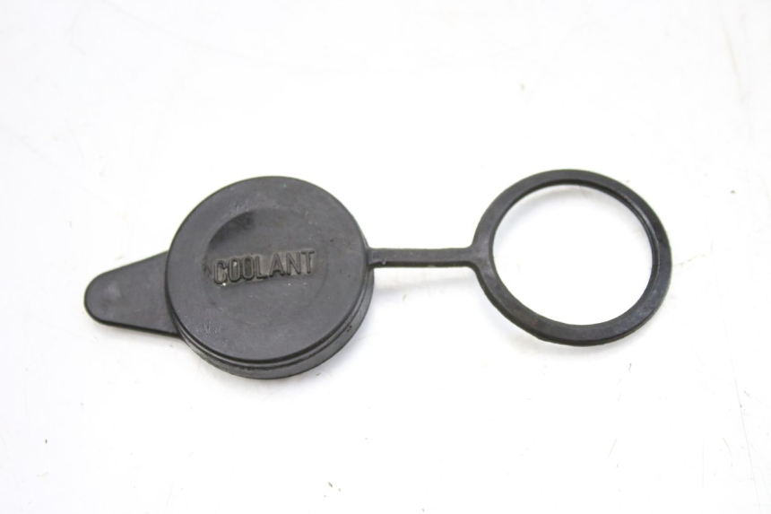 photo de KOREK ZBIORNIKA WYRÓWNAWCZEGO HONDA CBF 500 (2004 - 2007) - Szczegół części