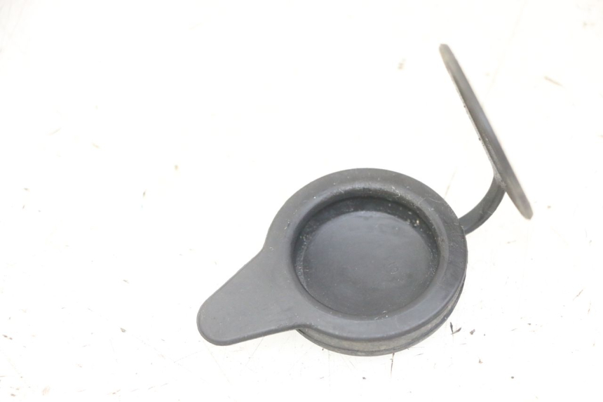 photo de KOREK ZBIORNIKA WYRÓWNAWCZEGO HONDA CBF 500 (2004 - 2007) - Szczegół części