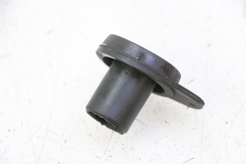 photo de KOREK ZBIORNIKA WYRÓWNAWCZEGO HONDA FES S-WING SWING ABS 125 (2007 - 2015) - Widok główny