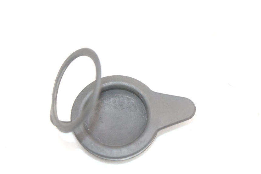 photo de KOREK ZBIORNIKA WYRÓWNAWCZEGO HONDA FJS SILVER WING SILVERWING 400 (2005 - 2008) - Inny kąt widzenia