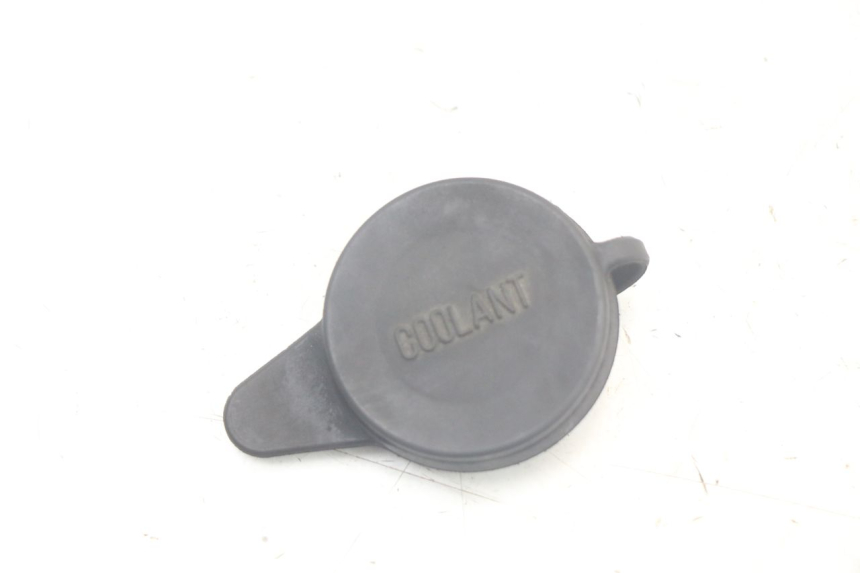 photo de KOREK ZBIORNIKA WYRÓWNAWCZEGO HONDA FJS SILVERWING SILVER WING 600 (2001 - 2010) - Szczegół części