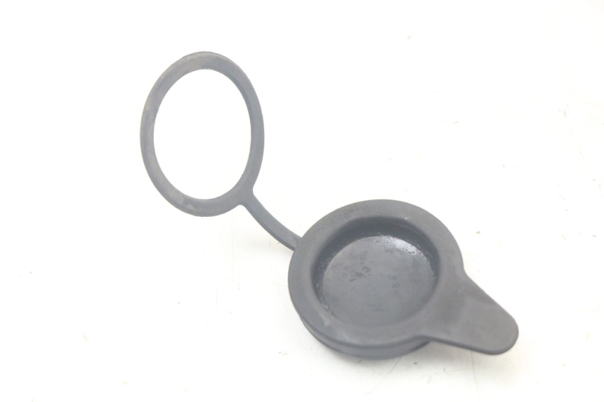 photo de KOREK ZBIORNIKA WYRÓWNAWCZEGO HONDA FJS SILVERWING SILVER WING 600 (2001 - 2010) - Inny kąt widzenia