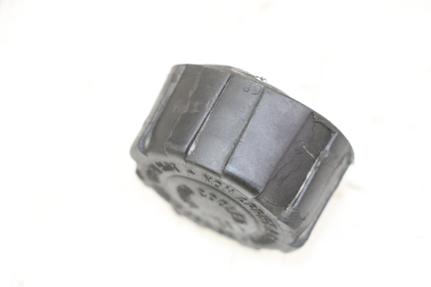 photo de KOREK ZBIORNIKA WYRÓWNAWCZEGO GILERA NEXUS 300 (2008 - 2013) - Zoom stanu zużycia