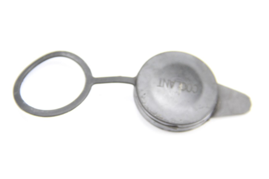 photo de KOREK ZBIORNIKA WYRÓWNAWCZEGO SYM GTS EFI ABS 125 (2012 - 2016) - Inny kąt widzenia