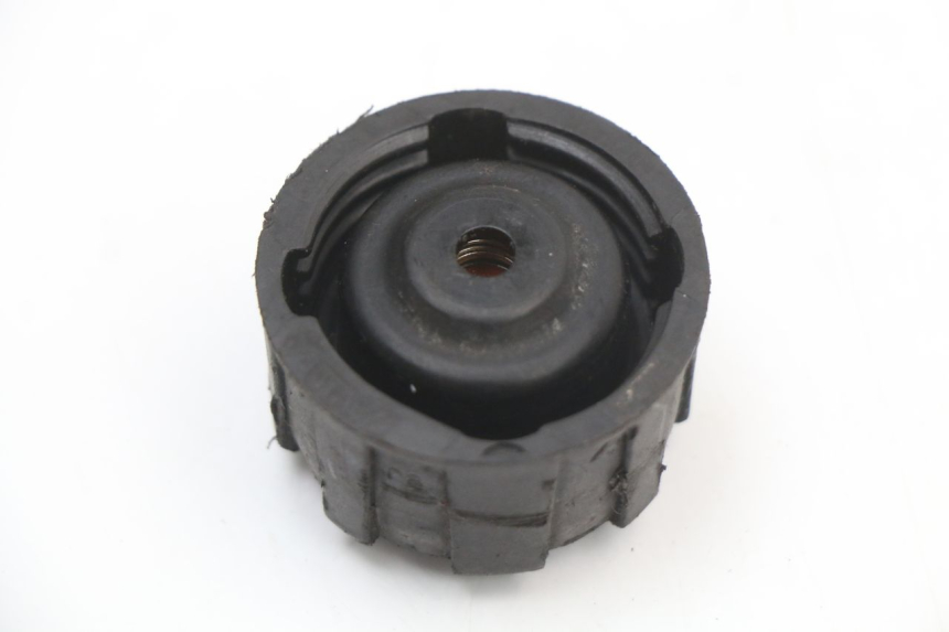 photo de KOREK ZBIORNIKA WYRÓWNAWCZEGO PIAGGIO MP3 LT 400 (2007 - 2012) - Szczegół części