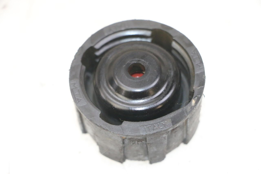 photo de KOREK ZBIORNIKA WYRÓWNAWCZEGO PIAGGIO MP3 LT 300 (2010 - 2016) - Zoom stanu zużycia