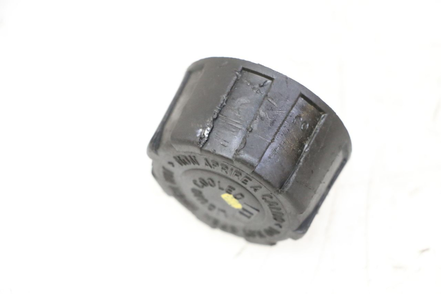 photo de KOREK ZBIORNIKA WYRÓWNAWCZEGO PIAGGIO MP3 LT 300 (2010 - 2016) - Zoom stanu zużycia