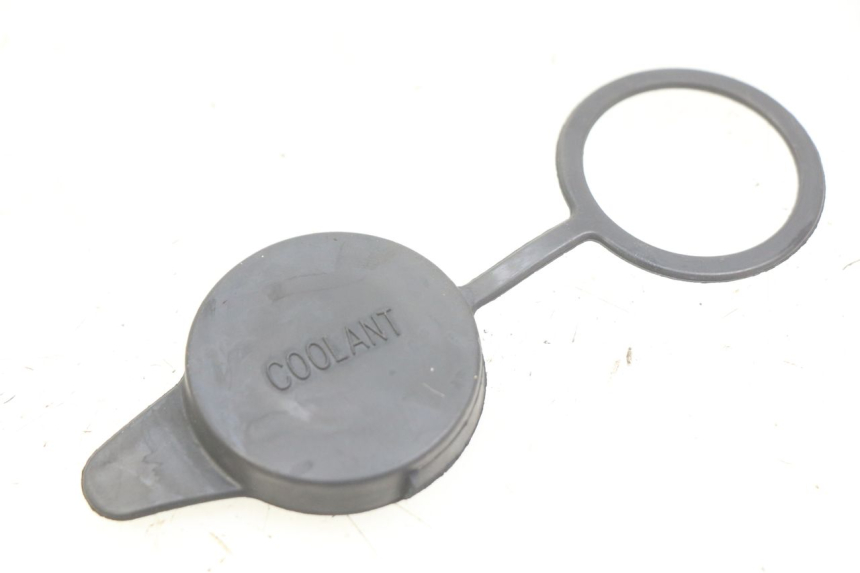 photo de KOREK ZBIORNIKA WYRÓWNAWCZEGO HONDA NHX LEAD 110 (2008 - 2010) - Widok główny