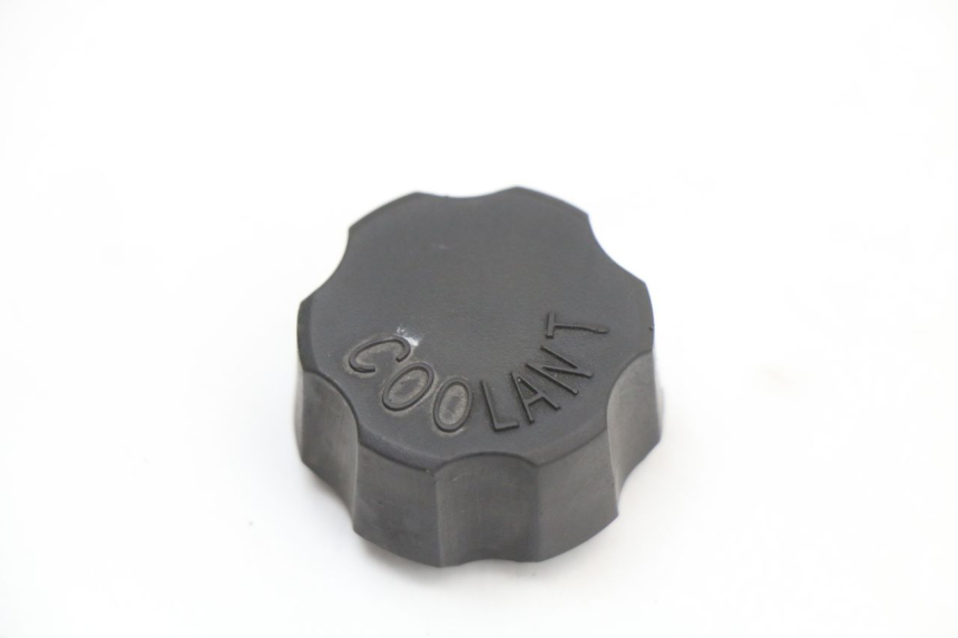 photo de KOREK ZBIORNIKA WYRÓWNAWCZEGO HONDA SH ABS 125 (2012 - 2017) - Widok główny