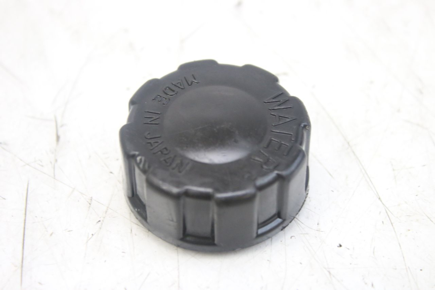 photo de KOREK ZBIORNIKA WYRÓWNAWCZEGO SUZUKI SMX SUPERMOTARD 50 (1996 - 2001) - Widok główny